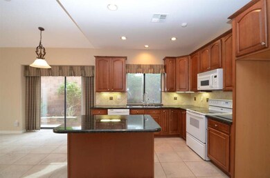 Kitchen 4