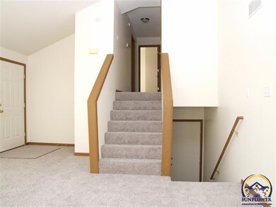 1717 SW Valley View Ct, Topeka, KS 66615 - photo 2