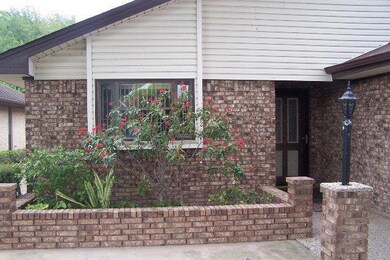 418 Rexine Dr unit 146 Ph 2, Alamo, TX 78516 - photo 2