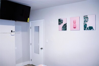 305 Phippen Waiters Rd unit 1, Dania, FL 33004 - photo 4