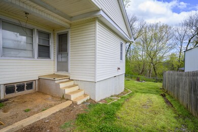 303 Cliffside Ave, Shelbyville, TN 37160 - photo 7