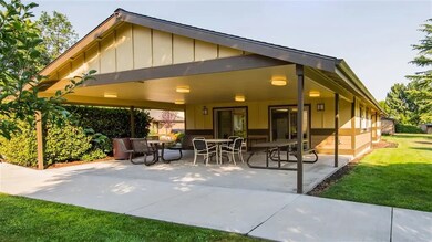 933 N Rose St, Phoenix, OR 97535 - photo 6