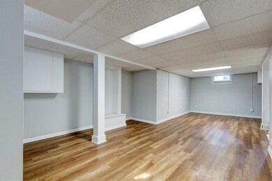 5715 Holcomb Ave, Des Moines, IA 50310 - photo 6