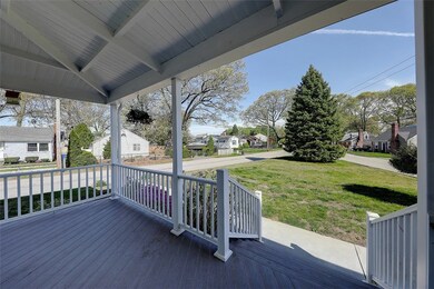 916 Bullocks Point Ave, Riverside, RI 02915 - photo 5