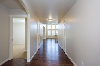 Roomy Entryway