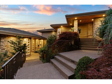 18218 Meadowlark Ln, Lake Oswego, OR 97034 - photo 2