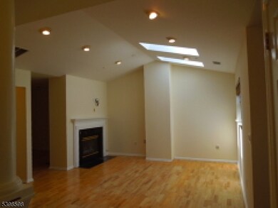 168 Potomac Dr Condo unit 168, Bernards Twp., NJ 07920 - photo 2
