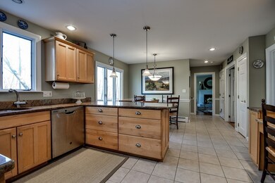 1163 Grove St, Framingham, MA 01701 - photo 7