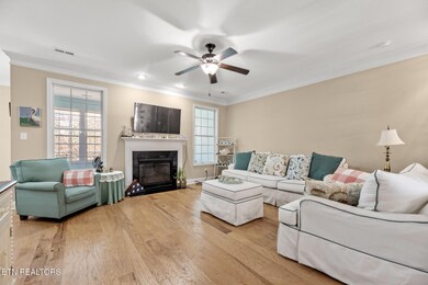 Wellsburg - Living Room
