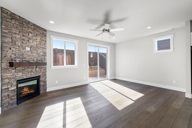 3962 SW Coyote Ave, Redmond, OR 97756 - photo 7