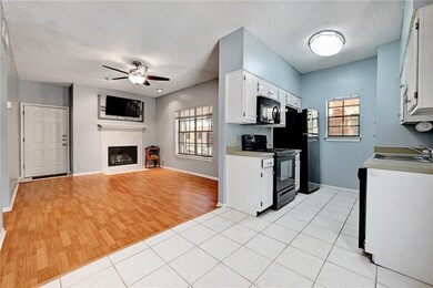 203 E 31st St unit 201, Austin, TX 78705 - photo 3