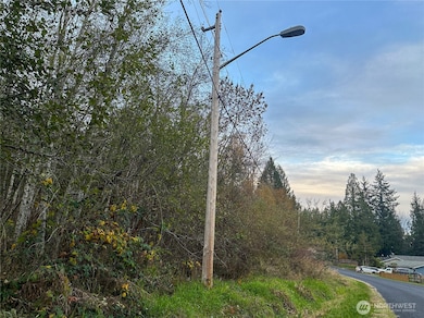 7615 Sprucecrest St SW, Olympia, WA 98512 - photo 2