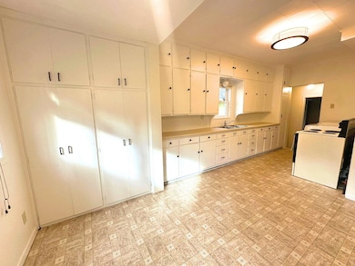 2207 16th St, Emmetsburg, IA 50536 - photo 7