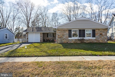 77 Harrington Cir, Willingboro, NJ 08046 - photo 2