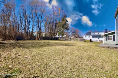 437 Stanford Ave, Schenectady, NY 12304 - photo 5