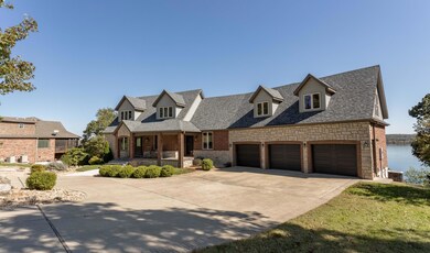 3 car garage