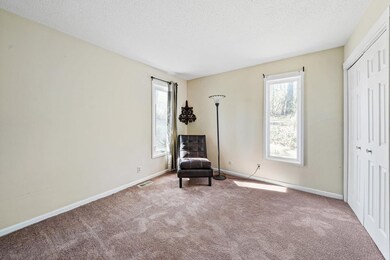 53399 Stoneridge St unit F, South Bend, IN 46637 - photo 4