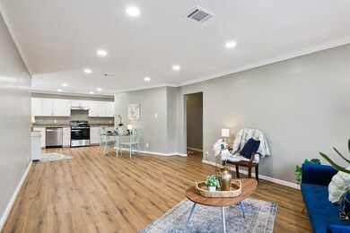 1606 Oaks Dr, Pasadena, TX 77502 - photo 5