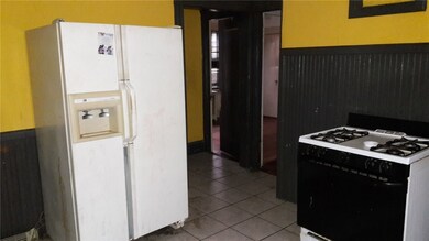 33 Hendrick St, Providence, RI 02908 - photo 2