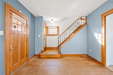 1524 7th Ave SE, Cedar Rapids, IA 52403 - photo 2