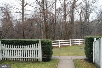 9211 Leigh Choice Ct, Owings Mills, MD 21117 - photo 4