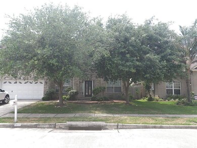 3823 Misty Falls Ln, Friendswood, TX 77546 - photo 2