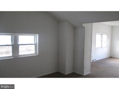 310 W Green St, Millville, NJ 08332 - photo 6