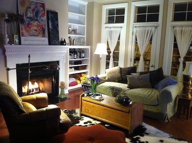 3749 N Ashland Ave unit 3S, Chicago, IL 60613 - photo 6