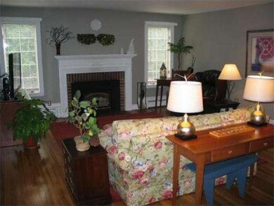 43 Golden Ball Rd, Weston, MA 02493 - photo 3