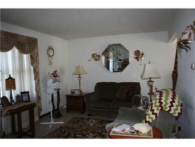 Living Room Apartment 1