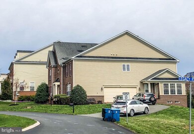 22862 Arbor View Dr, Ashburn, VA 20148 - photo 2