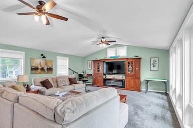 105 Lakeview St, Southwick, MA 01077 - photo 5