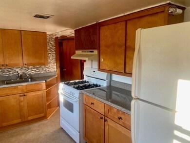 6 Green St unit 5, Carver, MA 02330 - photo 7