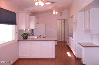 8518 N 15th Dr, Phoenix, AZ 85021 - photo 4