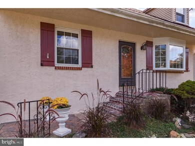 1320 Bullens Ln, Woodlyn, PA 19094 - photo 2