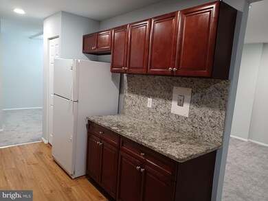 458 Girard St unit 398, Gaithersburg, MD 20877 - photo 2