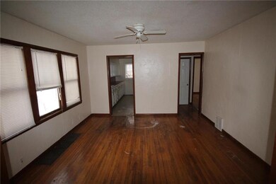 6833 Agnes Ave, Kansas City, MO 64132 - photo 4