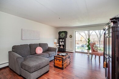 575 Broad St unit 211, East Weymouth, MA 02189 - photo 2