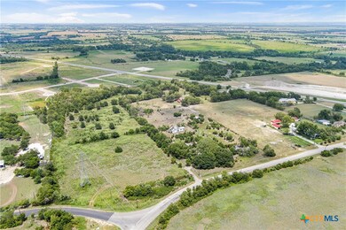 1310 E Young Ave, Temple, TX 76501 - photo 2