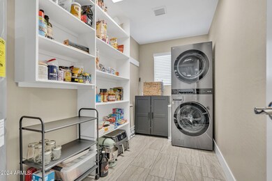 1049 E Dolphin Ave, Mesa, AZ 85204 - photo 7