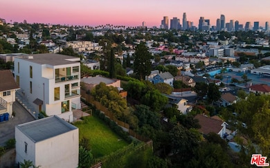 1551 Lucretia Ave, Los Angeles, CA 90026 - photo 2