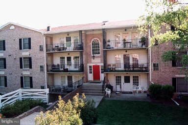 The Moorings of Occoquan unit 34, Woodbridge, VA 22192 - photo 2