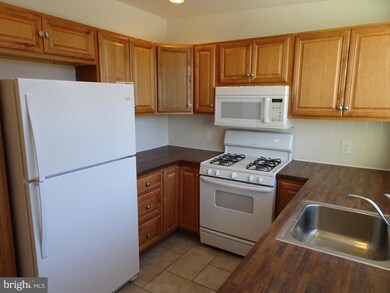 708 Clark St, New Castle, DE 19720 - photo 5