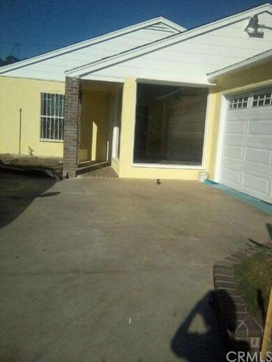 1717 N Grape Ave, Compton, CA 90222 - photo 4