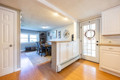 138 Jefferson St, North Attleboro, MA 02760 - photo 6