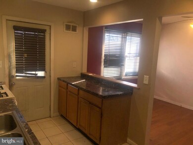 2122 Sunnythorn Rd, Middle River, MD 21220 - photo 4