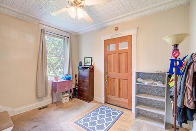 4-print-4_Foyer