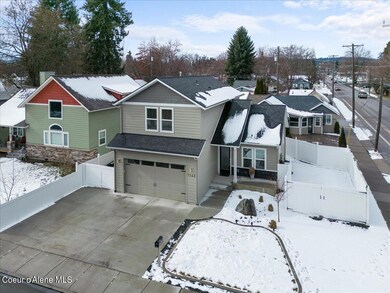 05-Aerial front of home