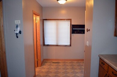 2nd photo of the mud room