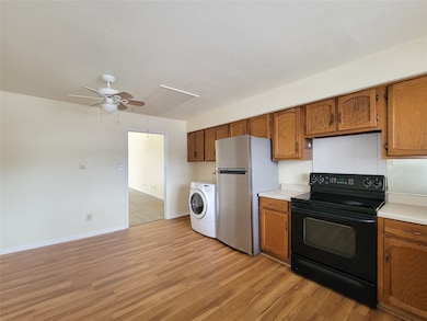 6401 Deihl Rd unit 205, Houston, TX 77092 - photo 3